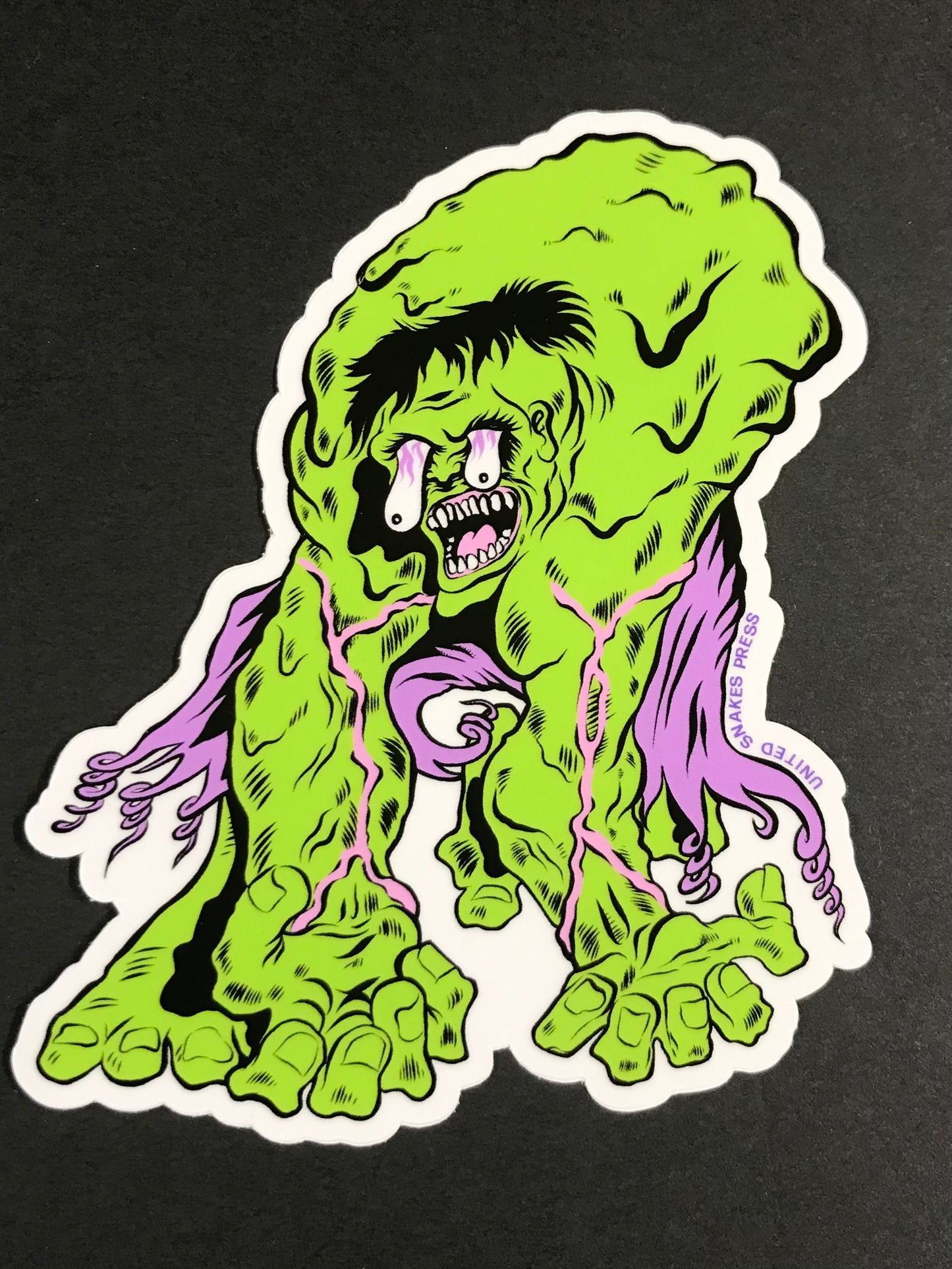INCREDIBLE HULK STICKER