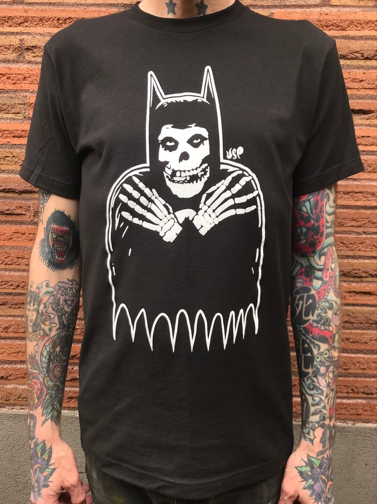 BAT-FIEND Tee