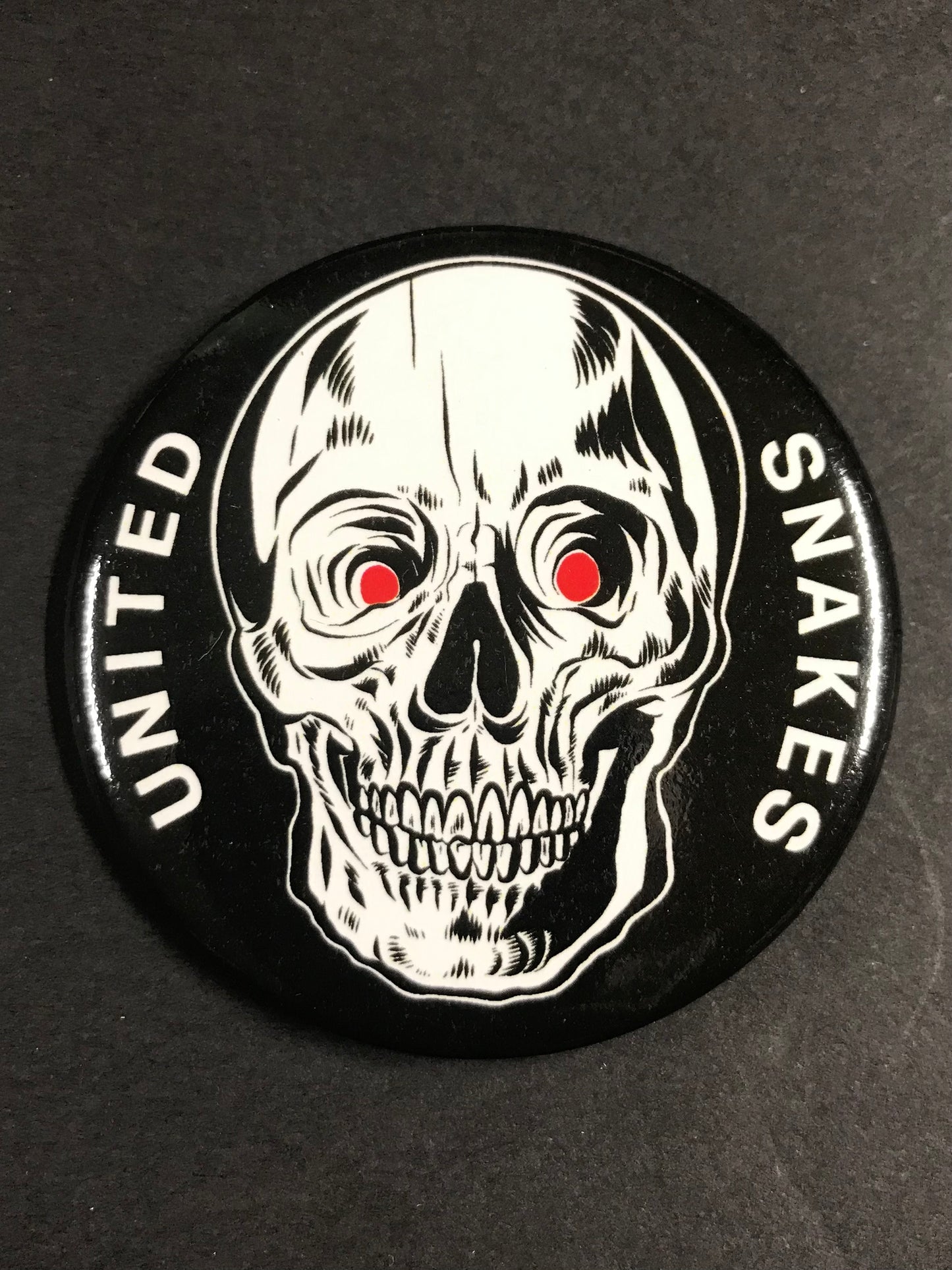SKULL BUTTON
