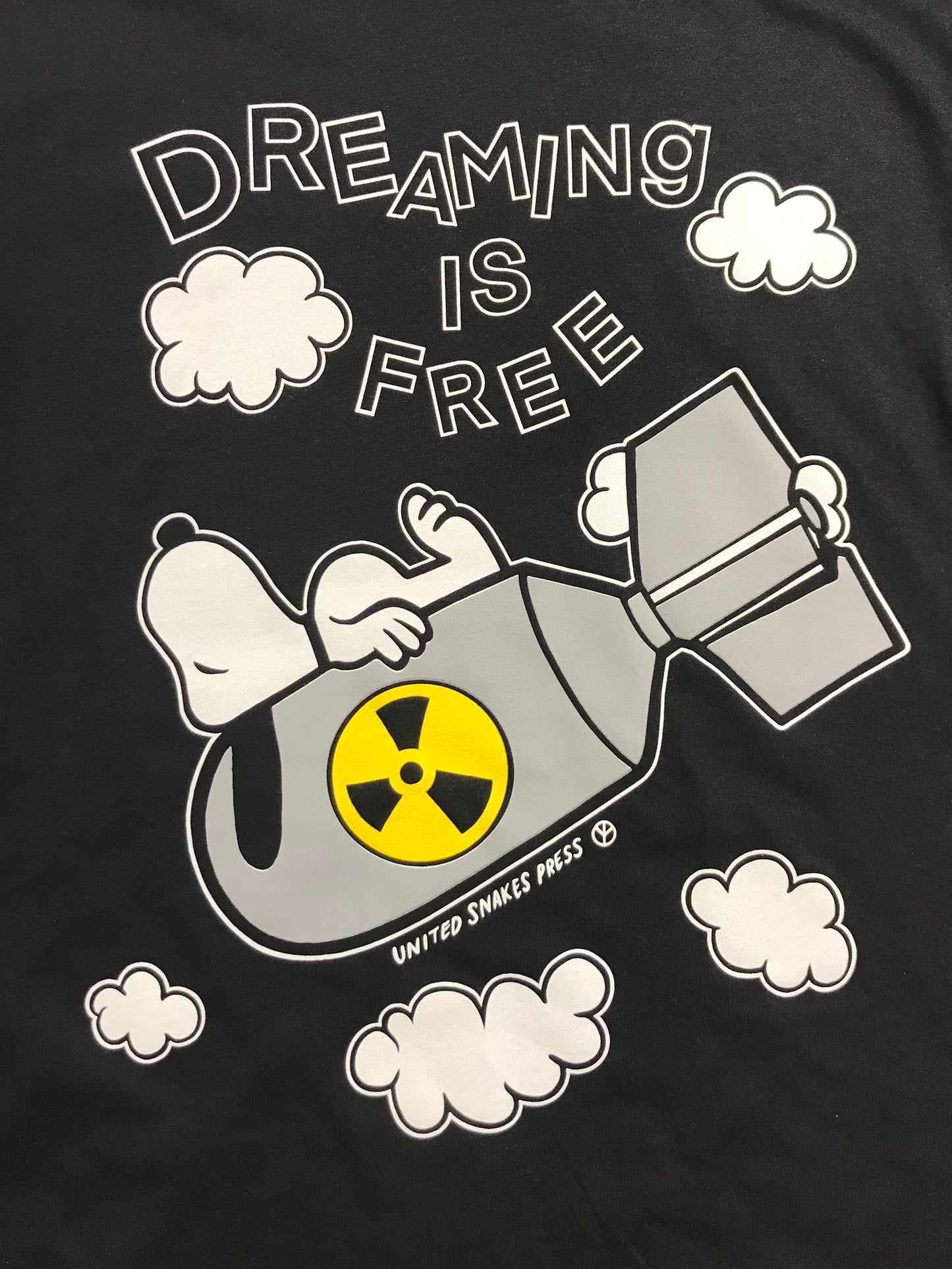 DREAM FREE Tee
