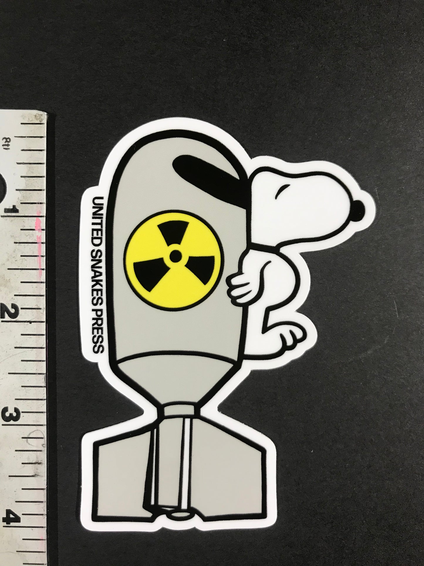 DREAM FREE STICKER