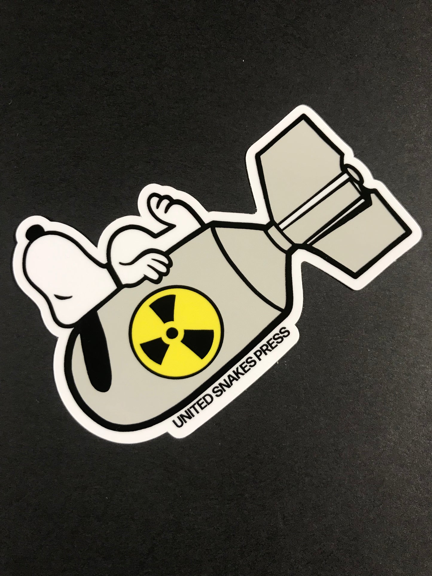 DREAM FREE STICKER